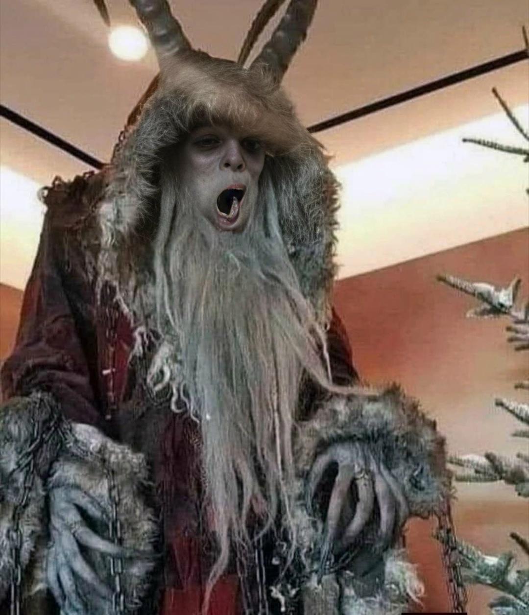 Так выглядел образ Деда Мороза в мифологии древних славянских племён. Он был повелителем зимы и морозов.