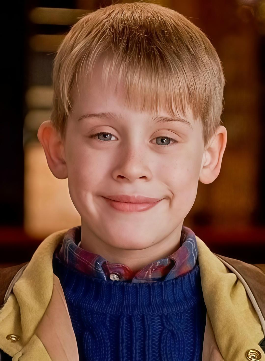 Маколей Калкин признался, что его маленькие сыновья до сих пор не догадываются, что их папа — тот самый Кевин из «Один дома».