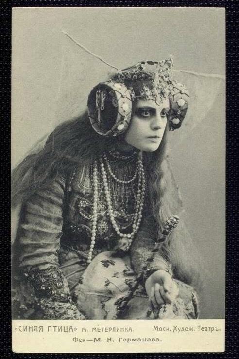 В 1908 году К. С. Станиславский задумал показать на сцене МХАТа невозможное: души людей, божества потустороннего мира, ожившие предметы и царство будущего.