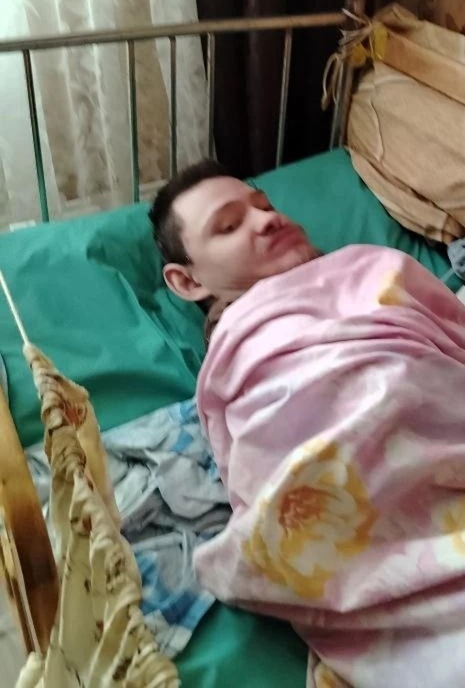 Откройте холодильник. Загляните внутрь. А теперь представьте, что там пусто. Ни хлеба, ни молока, ни яиц. Только холод.