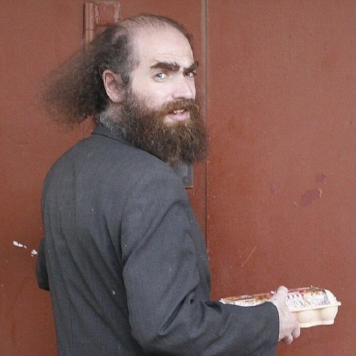 Между славой и одиночеством